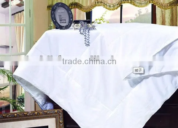 100% Polyester Cheap Summer Bed Quilt