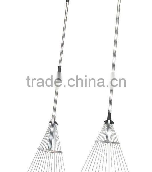 LEAF RAKE