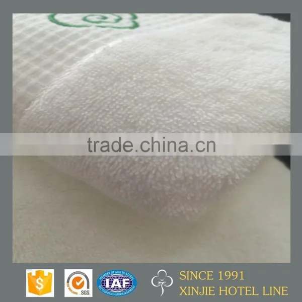 80*160 cm White Hotel Bath Towel With Custom Logo Embroidery photo-6
