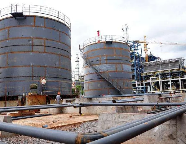 Prefabricated Petrochemical Storage Equipment, Including Storage Tanks for Gasoline, Diesel, Fire-fighting Water, Sulfuric Acid, and Crude Oil. photo-5