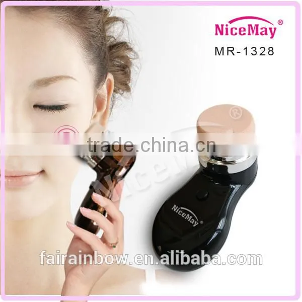BB cream with vibrating electric powder puff