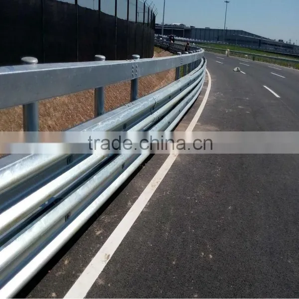 Highway Guardrail/Safety Crash Barrier/Highway Safety Fence-CE