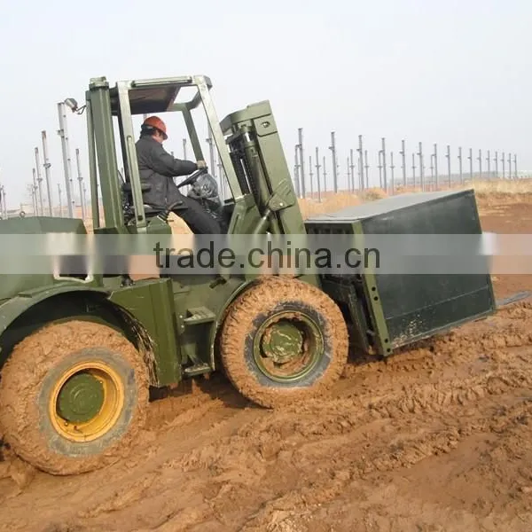 Heavy Duty 5 Ton Rough Terrain Forklift Truck With Diesel Engine photo-2