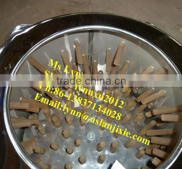 Chicken Feet Peeling Machine / Chicken Feet Skin Removing Machine photo-5
