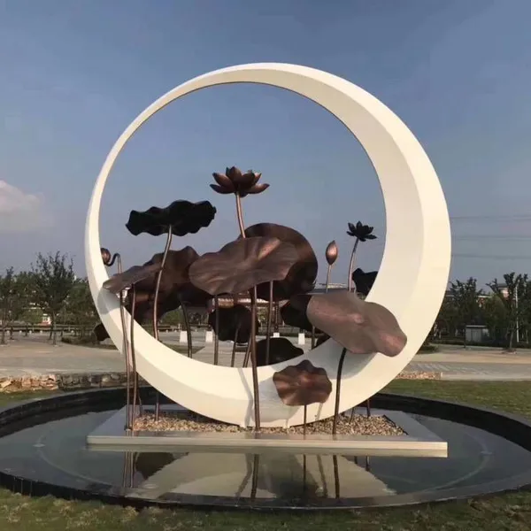 На заказ изготовленная нержавеющая стальная скульптура в форме луны кольца для внешнего ландшафтного оформления сада