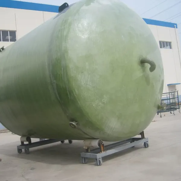 304 Stainless Steel Fittings FRP Waste Acid Storage Tanks Vertical Cylindrical Design photo-3