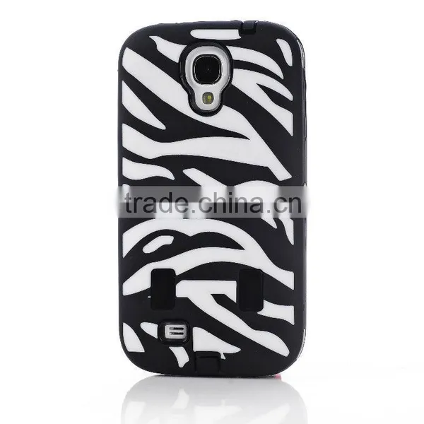 Traditional Black/white Zebra Stripes Silicon Part With Hard PC Combo Case for Samsung Galaxy S4 I9500 With Screen Protector