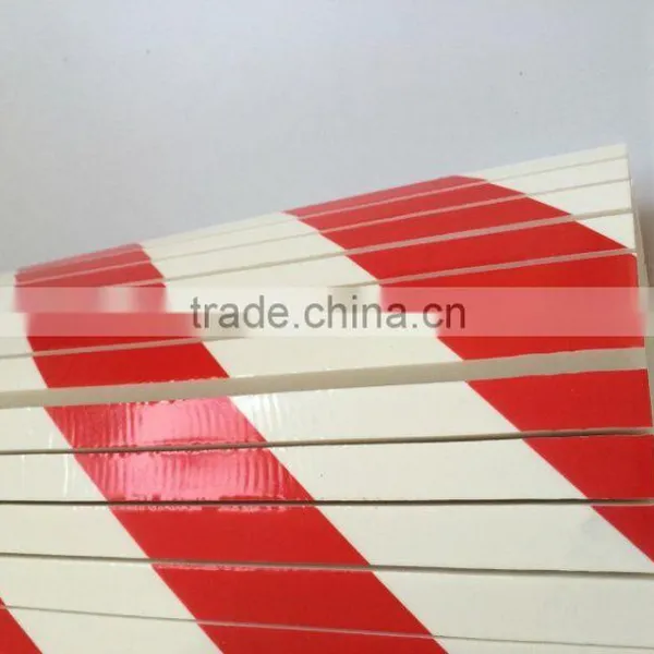 Wholesale Red-White Against Paintwork Damage Garage Door Corner Protector Foam photo-3