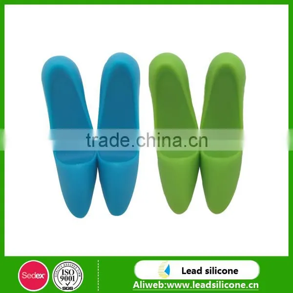 Lady Shoes Shape Silicone Phone Hodler Fashion Girl's High Heel Silicone Phone Holder photo-3
