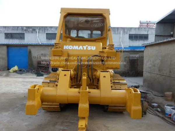 Продается использованный бульдозер с гусеничным ходом Komatsu d85 дорожно-асфальтные машины photo-3