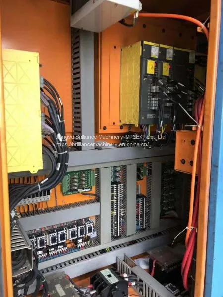Taiwan YCM YCM-2110B Vertical Machining Center photo-3