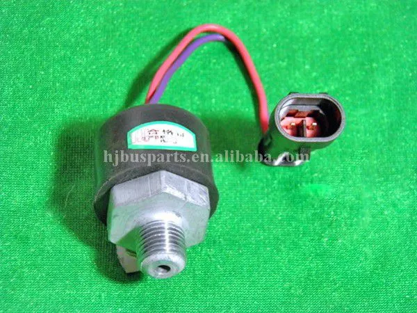 Auto Brake Light Switch Original OEM 3712-00098 ZK6127H Auto Switches for China Bus photo-4