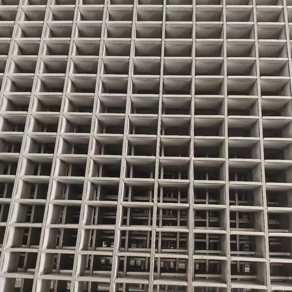 Hot Dipped Galvanized Steel Grating Welded Platform Walkway Panels photo-5