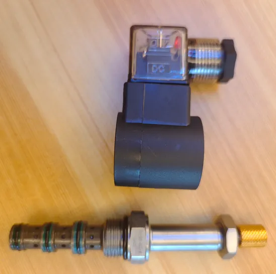 Four-Way Hydraulic Cartridge Solenoid Valve With Directional & Pressure Control 250 Bar Max Pressure 1/4 in Port SV-08-4NC photo-5