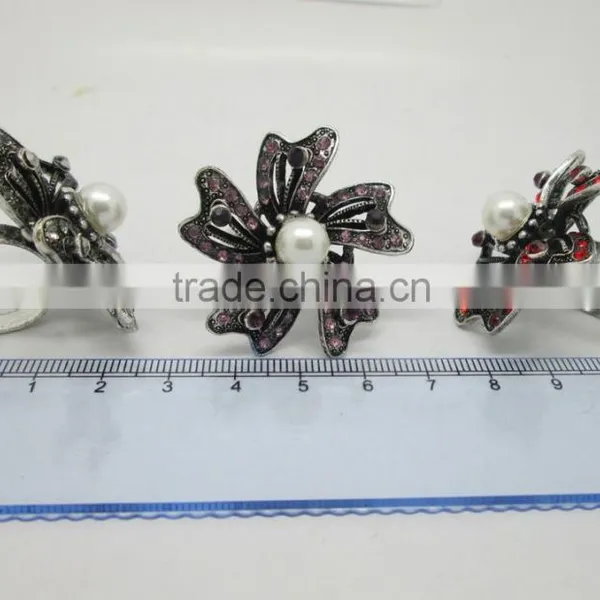 Fashion Imitation Pearl Jewelry Set photo-3