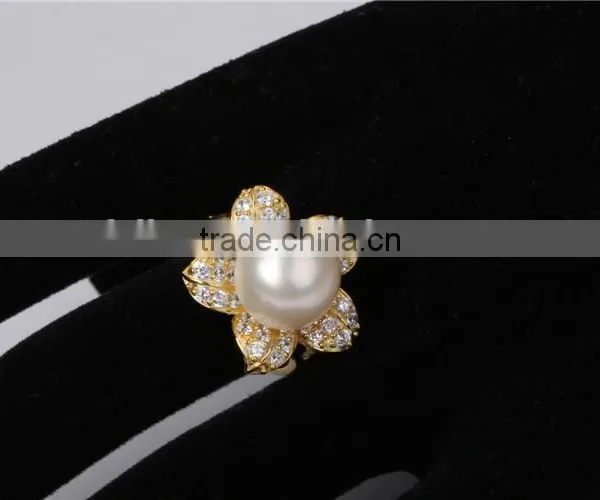 2015 Promotion Latest Fashion Flower Pearl Ring Designs for Women photo-4