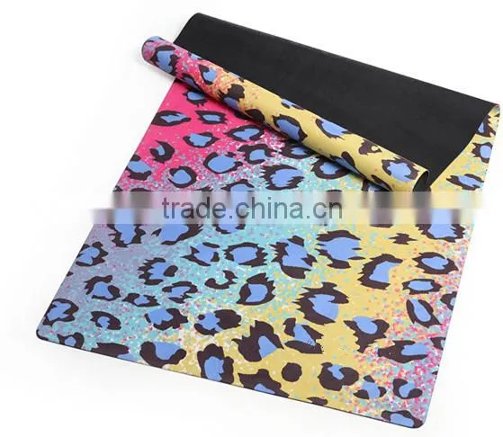 Natural Rubber Yoga Mat Foldable, Reversible, Machine Washable, Eco-Friendly, Biodegradable Materials. photo-3