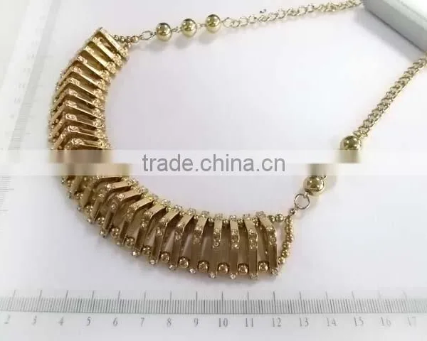 Roman Greek Graceful Alloy Statement Necklace for Party and Daily Use photo-2