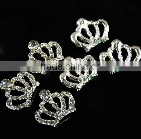 Wholesale Simulated Pearls and Gemstone Crown photo-3