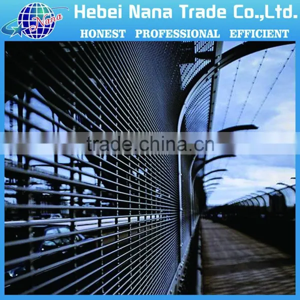 Galvanized and Pvc Coated High Security Fence photo-4