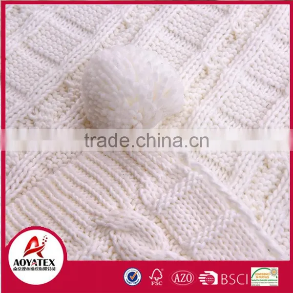 Cable Knitted 100 Acrylic Throw Blankets With Pompom photo-3