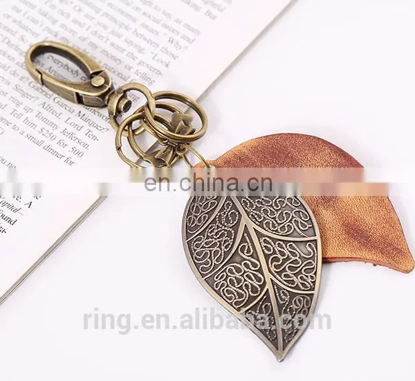 Hot Sale Punk Style Vintage Metal Leaf Leather Keychain photo-3