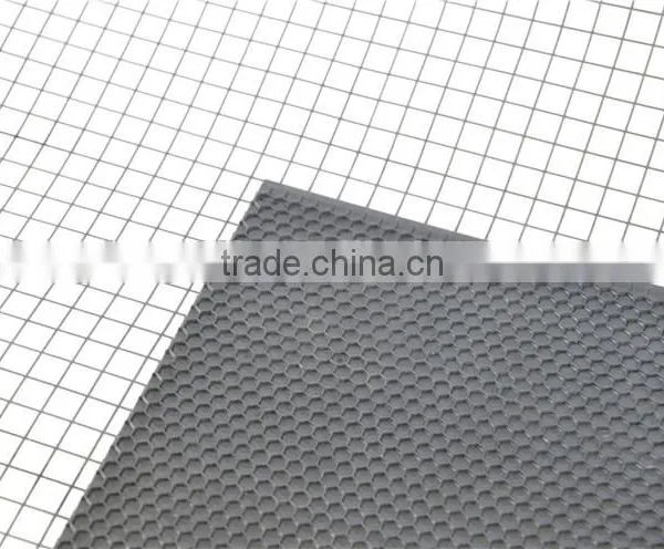 Beekeeping Tools Black Plastic Wax Foundation Sheet for Apis Mellifera photo-3