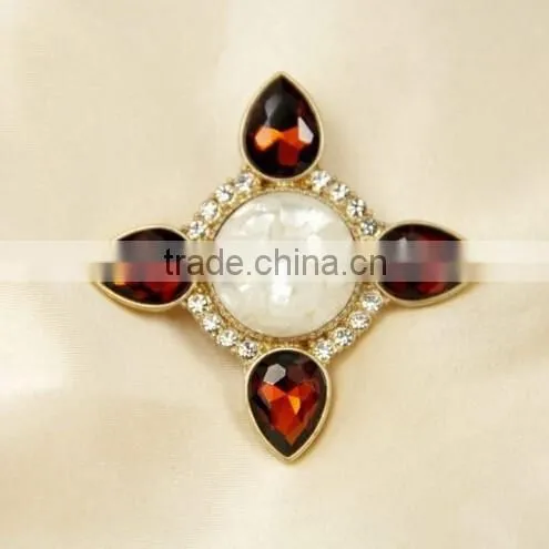 Multicolor Crystal Alloy Pin Brooch Pin photo-3