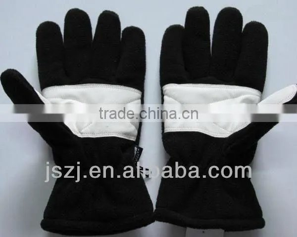 Glove photo-2