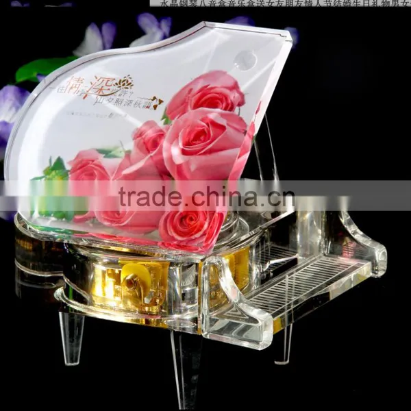 Hot Sale Fashional Clear Crystal Piano for Wedding Souvenirs photo-2