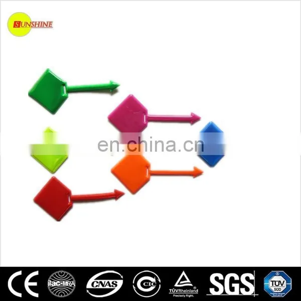 Gifts Promotion Customized Reflective Hanger photo-2