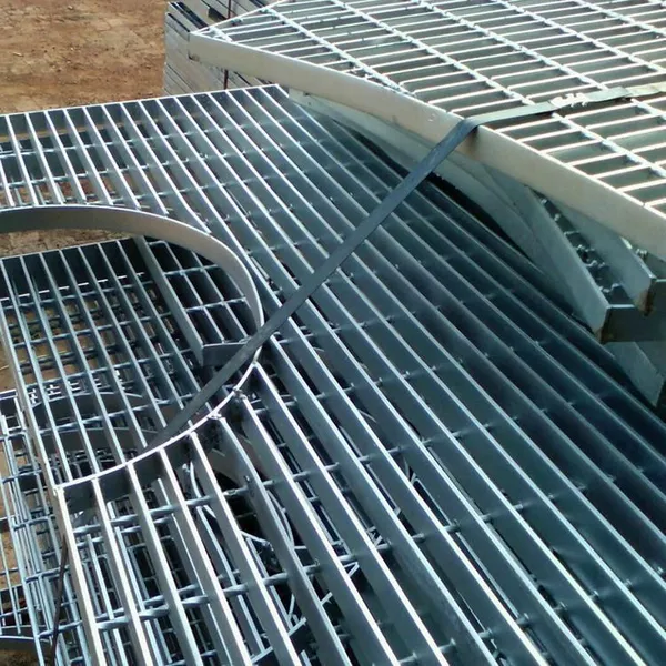 Steel Grating Stair Treads With Serrated Nosing Anti-Slip Surface for Industrial Walkways photo-5