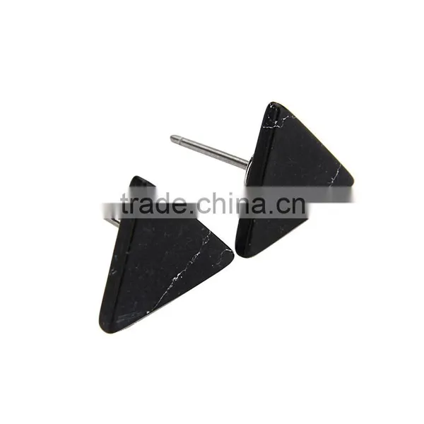 Hot Sale American Designs Natural White and Black Marble Stone Trangle Stud Earrings Supplier's Choice photo-4