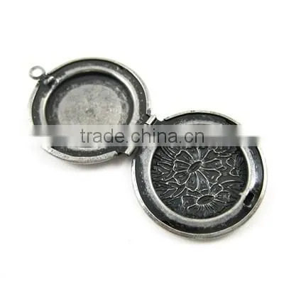27mm Antiqued ox Silver Plated Brass Flower Engraved Vintage Style Round Photo Locket Pendant Charm Supplies 1113005 photo-3