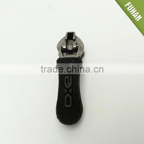 Directly Factory Provide Eco-friendly Silicone Zip Puller photo-2