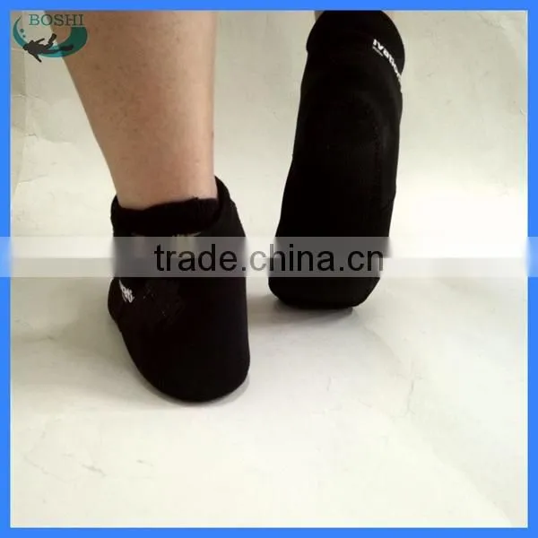 Durable and Breathable Waterproof Neoprene Socks photo-4