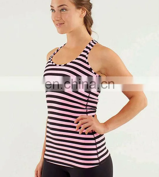 Simple Design Woman's Black Singlet photo-2