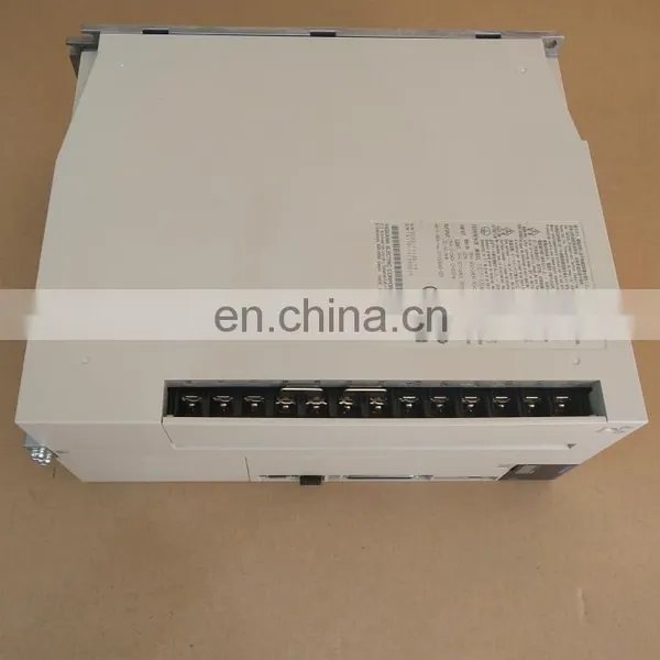 Yaskawa Sigma 7 AC Servo Drive 5kw SGDS-330A00A002 photo-3