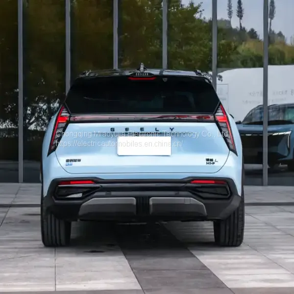 Hot Sale High Speed 2023 New Cars Geely Boyue L 1.5td 5 Seats SUV Car New Energy Car photo-2