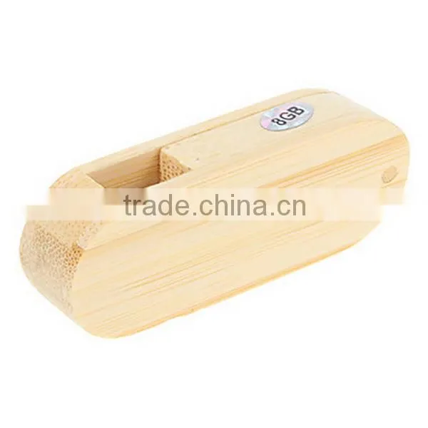 Password Protected Swivel Style 32gb Usb Key Wood photo-4