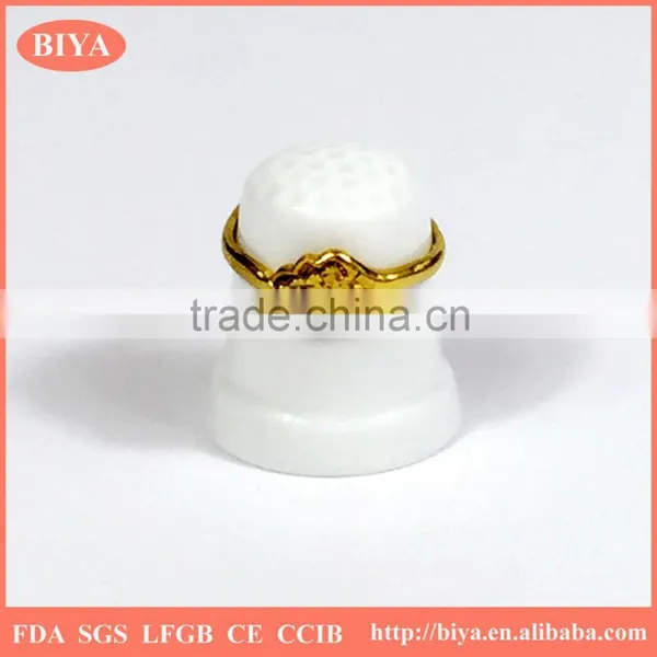 Color Gift Box Package Bone China Delicate White Porcelain Thimble Set or Ceramic Hand Ring Jewelry Holder photo-3