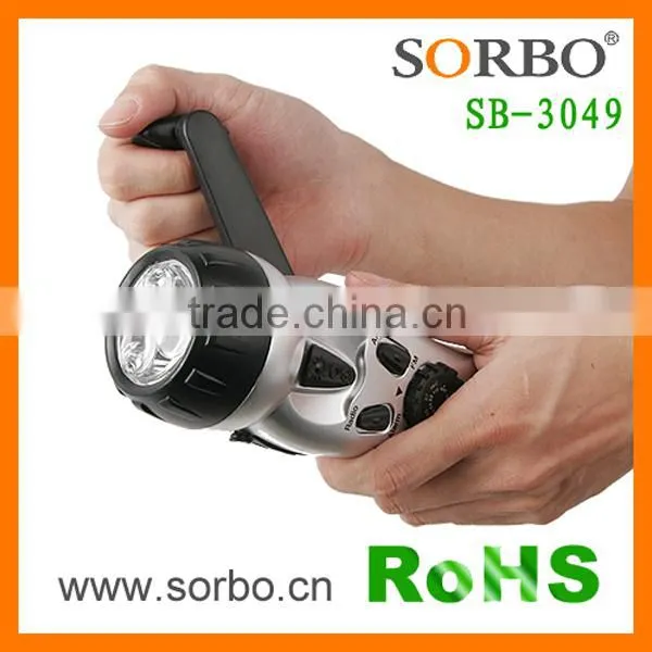 Hand Crank Dynamo Flashlight FM/AM Radio