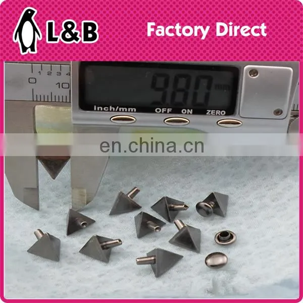 10*13mm Wholesale Popular New Fashion Bifurcated Triangle Design Rivet photo-3