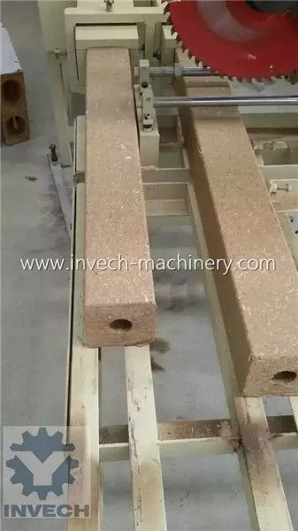 Wood Chips Block Making Machine photo-4
