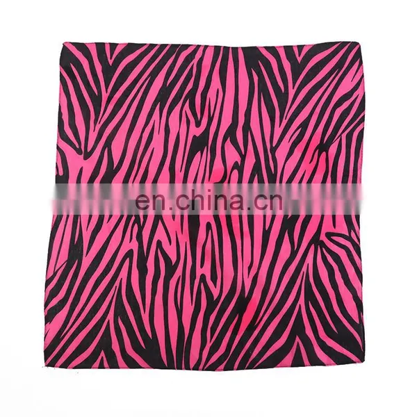 Personalized Seamless Bandana Cotton Square Fashion Bandanas Custom Logo Sports Headband Kerchief for Sale photo-5