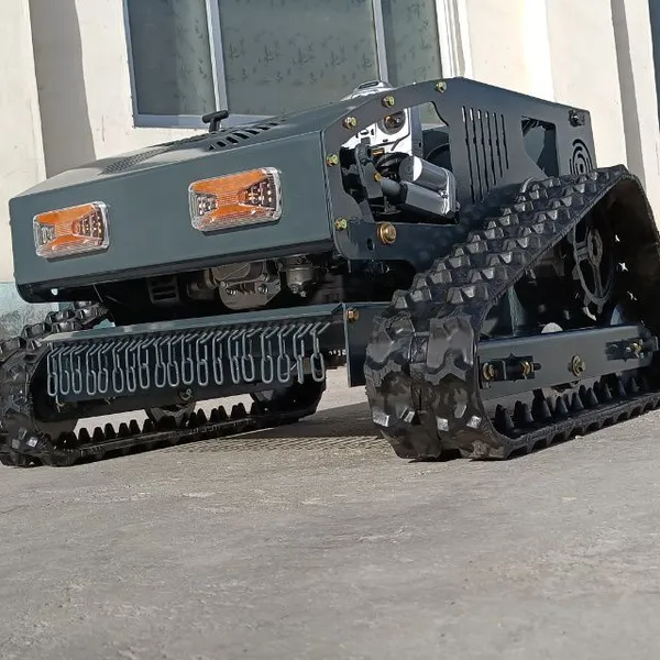 Single-Cylinder Four-Stroke Traction Travel Motor Remote Control Lawn Mower With Tracks photo-4