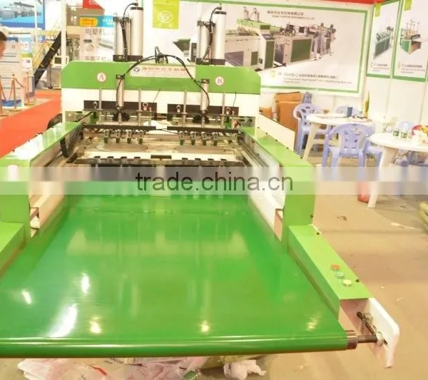 Full Automatic t Shirt Trash Bag Making Machine photo-2