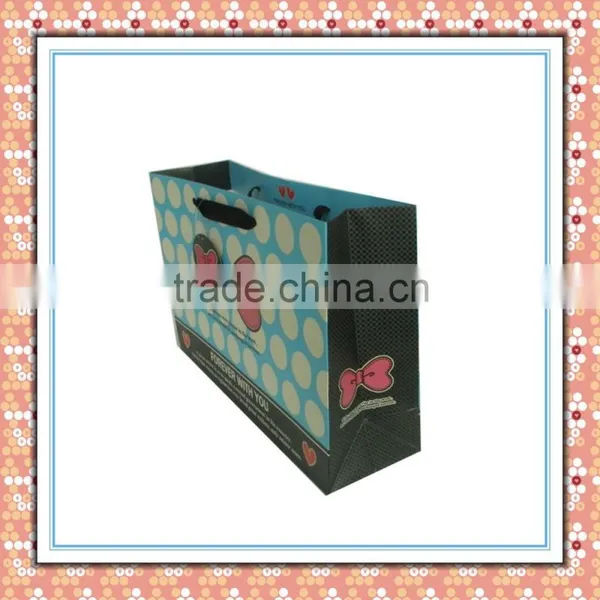 China Supplier Butterfly Gift Paper Bag photo-4