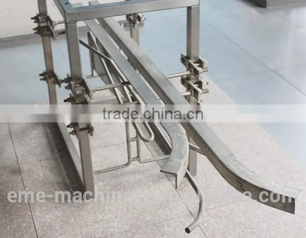 Live Chicken Slaughterhouse Poultry Carcass or Claws Automatic Unloading Device Abattoir Machinery of Poultry Slaughter Line photo-3