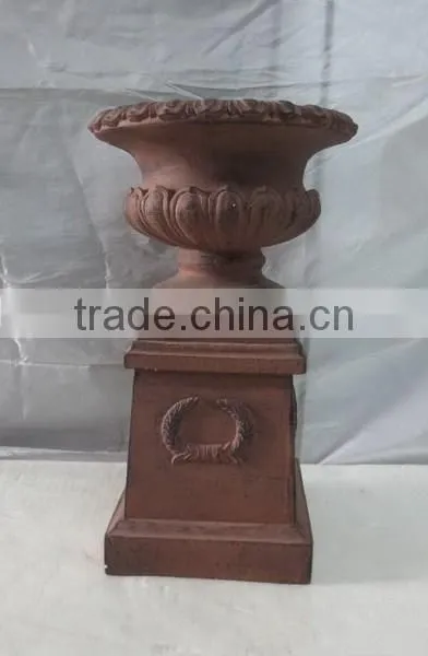 Garden Antique Fiberglass Urn Planter Wholesale photo-2